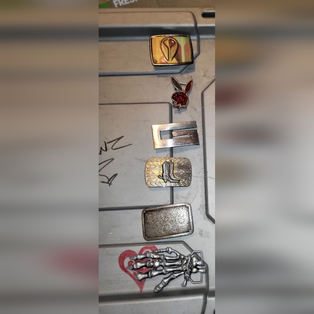 Belt buckles